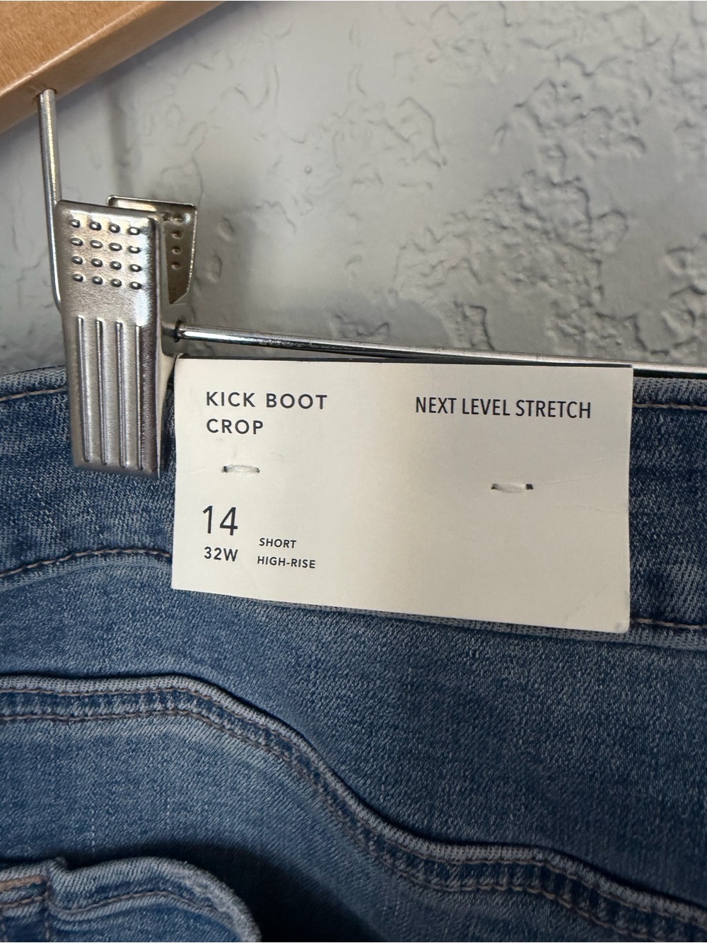 American Eagle Kick Boot Crop NWT - Picture 3 of 4